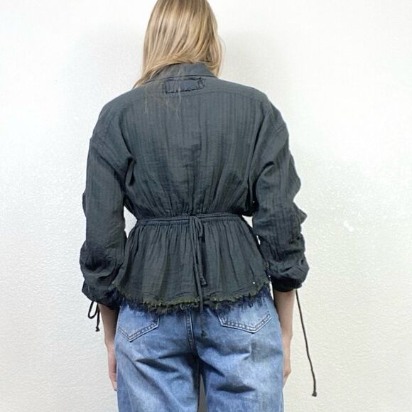 Free People Pacific Dawn Dark Grey Distressed Fitted Waist Scrunched Sleeve Top - Picture 2 of 8